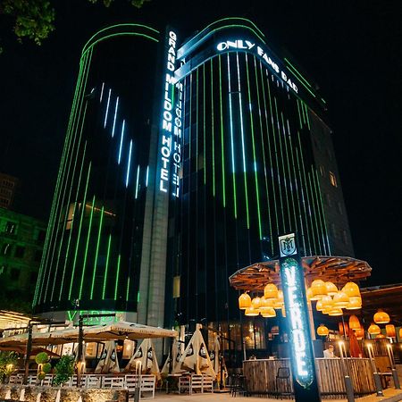 Grand Mildom Hotel Almati Kültér fotó