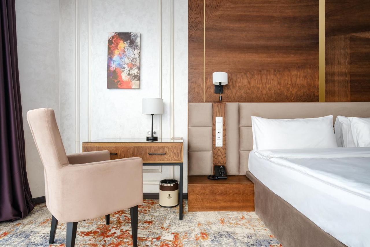 Grand Mildom Hotel Almati Kültér fotó