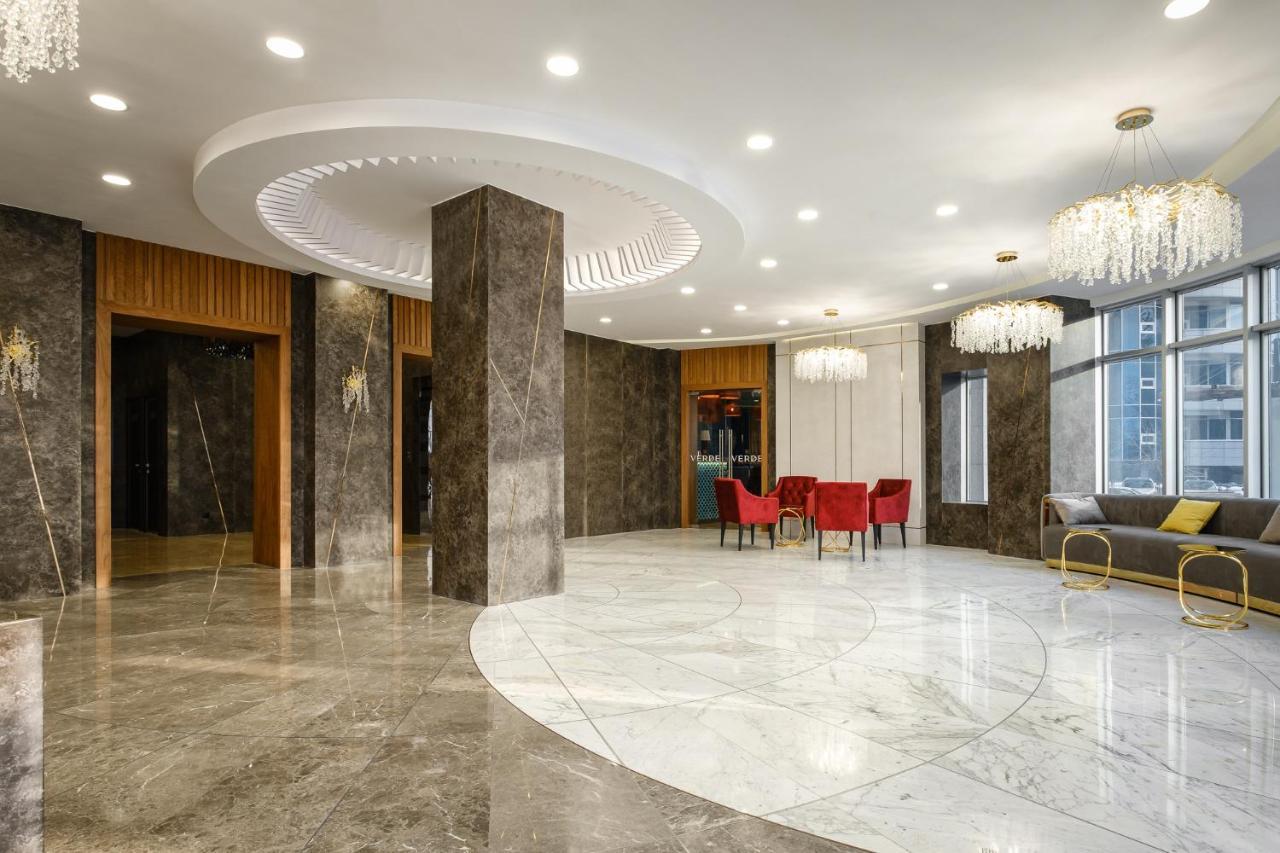 Grand Mildom Hotel Almati Kültér fotó