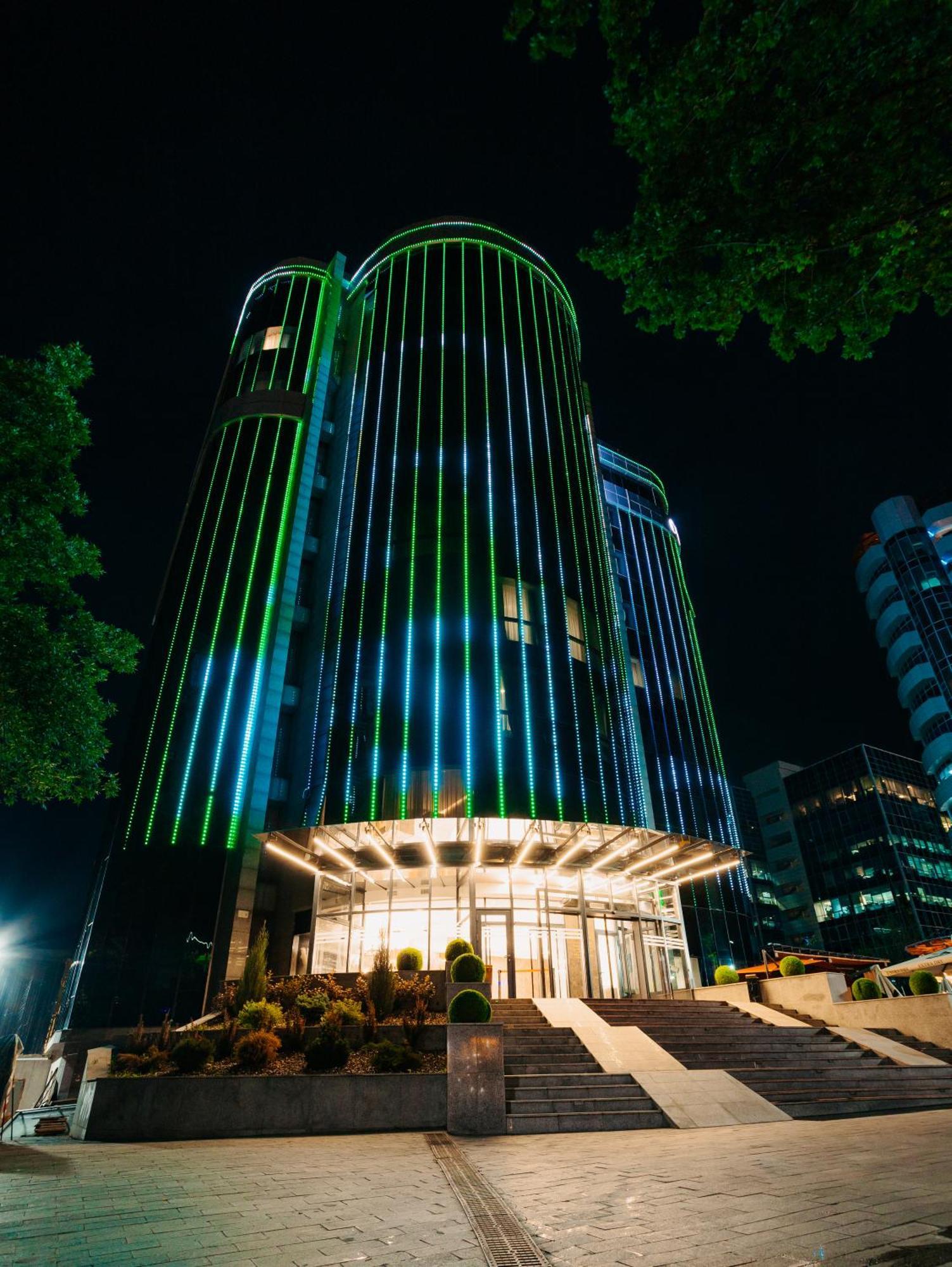 Grand Mildom Hotel Almati Kültér fotó
